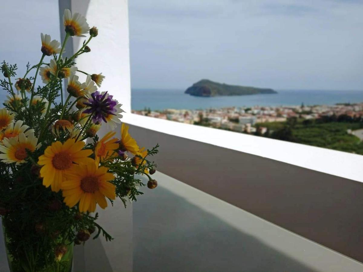 Thea Apartment Aγία Μαρίνα Εξωτερικό φωτογραφία