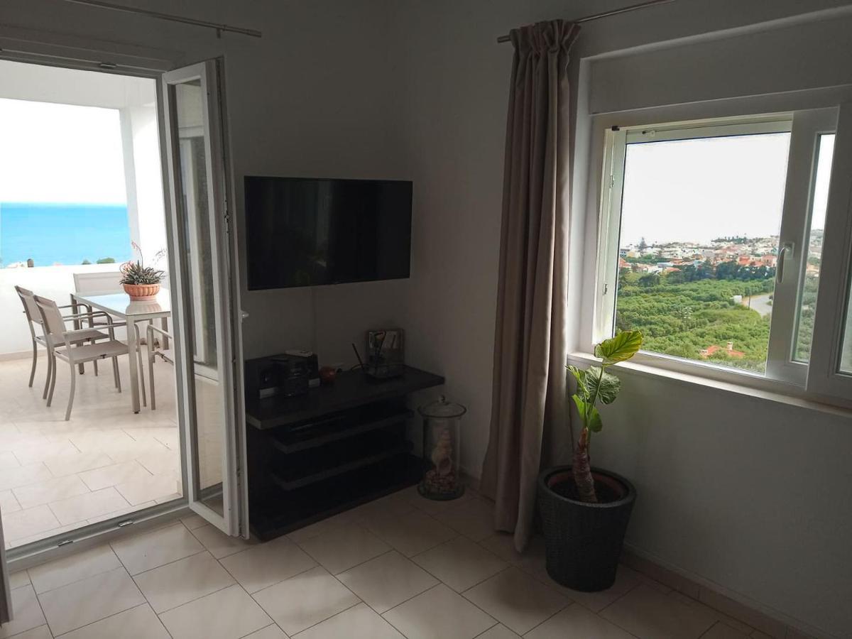 Thea Apartment Aγία Μαρίνα Εξωτερικό φωτογραφία